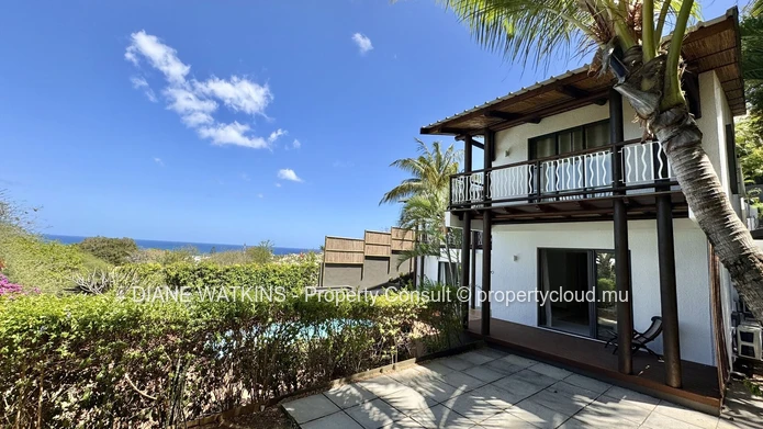 Charming 4-Bedroom Plantation-Style Home with Pool and Le Morne Mountain Views in Black River
