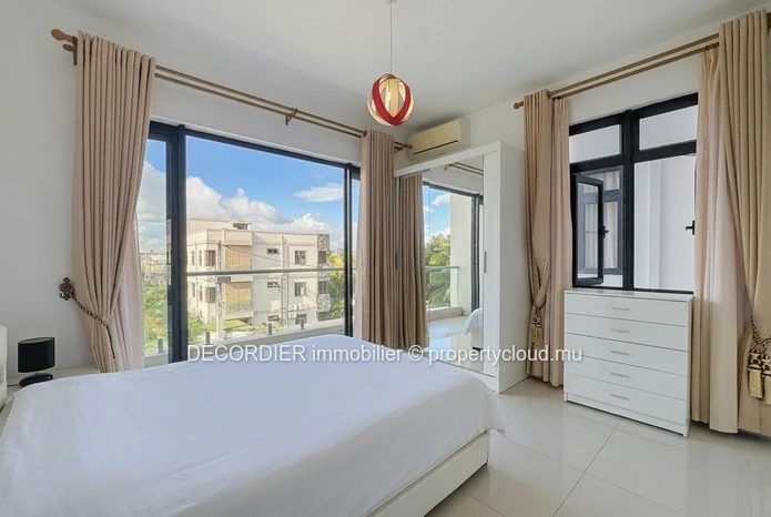 Spacious Apartment for Rent – Pereybère