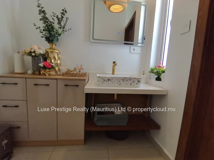 Brand-New Luxury 4-Bedroom Ensuite Villa for Rent in Mont Pascal | 15 Perches | Near Grand Baie & Northfields Interna...
