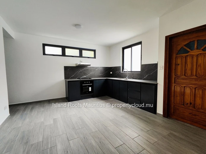 Appartement non meublé à louer à Grand Gaube.