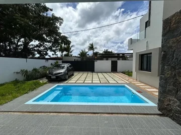 4 Bedroom Villa
