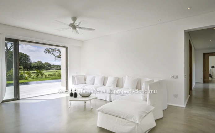 Luxury Villa for Sale in Anahita Mauritius – Golf Views & Exclusive Resort Living
