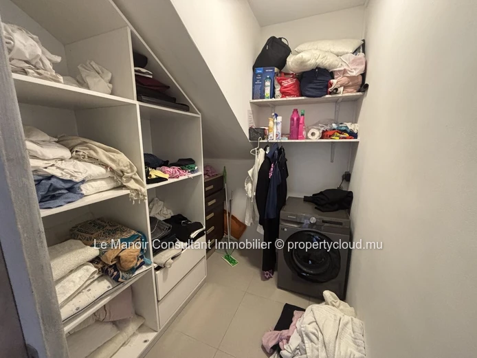 Appartement meublé 2 chambres à louer à Albion avec jardin