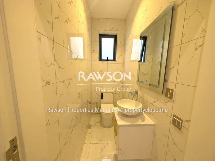 Appartement Rez-De-Chaussée À Pereybere | Neuf Et Entièrement Meublé | 150 M² | Cadre Côtier