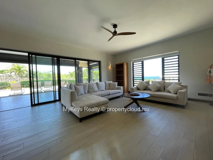 Panoramic Sea View – 5 Bedrooms - Cascavelle