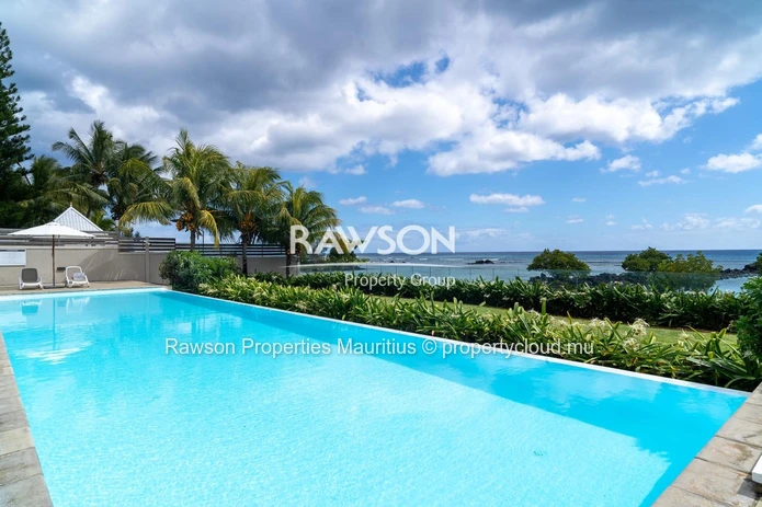 3-Bedroom Apartment | Beachfront & Sea View | Swimming Pool | Pointe Aux Biches
