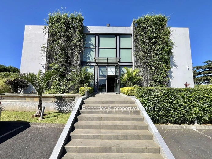 Prime standalone commercial building  in Trianon, Mauritius – High rental yield