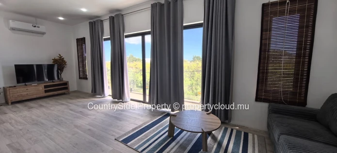 Spacieuse maison de 3 chambres avec piscine privée à proximité de la plage de Mont Choisy