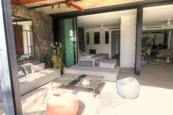 Beachfront Appartment: Luxury Coastal Living in Péreybère