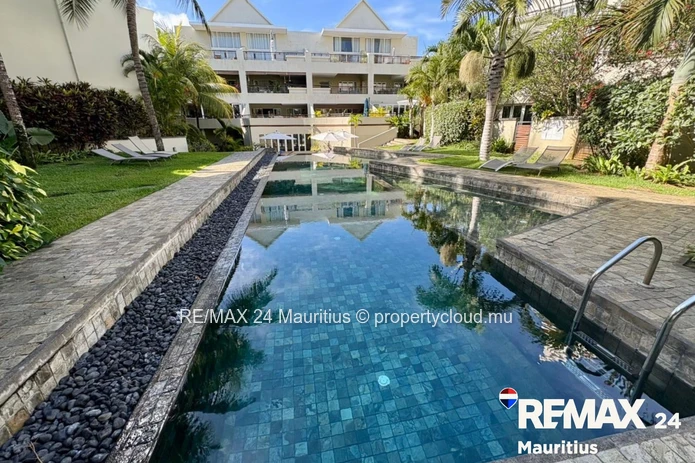 Modern 3-Bedroom Penthouse for Sale in bain Boeuf