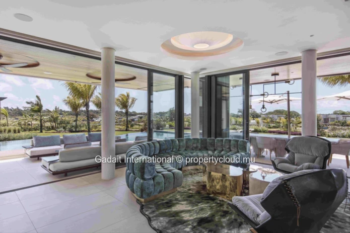 Villa de Prestige avec Vue sur le Golf à Louer à Anahita – 35 000 EUR / mois