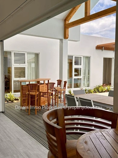 A 200M De La Mer ! Incroyable Villa 3 Ch Avec Belle Vue Mer Sur Albion – Ile Maurice