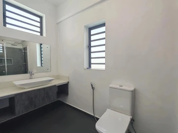 4 Bedroom Villa