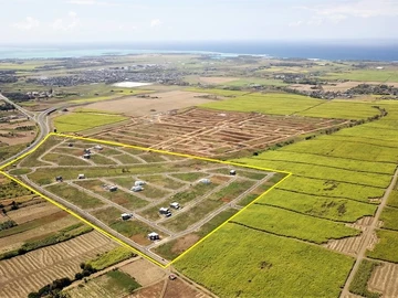 Commercial Land