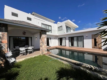 Villa de 4 Chambres
