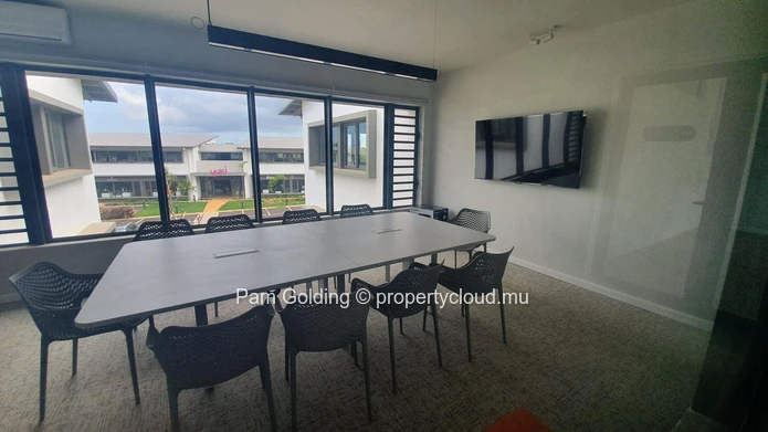 Terre Rouge – Commercial space for rent – Pam Golding Mauritius