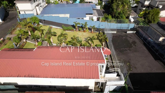 Exceptional property for sale in Curepipe - Large house with outbuilding and panoramic views