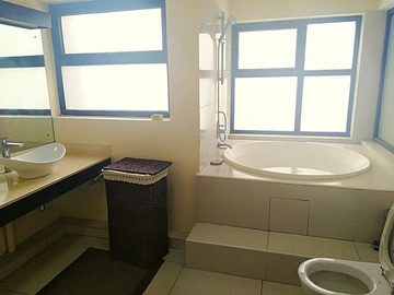 4 Bedroom Apartment