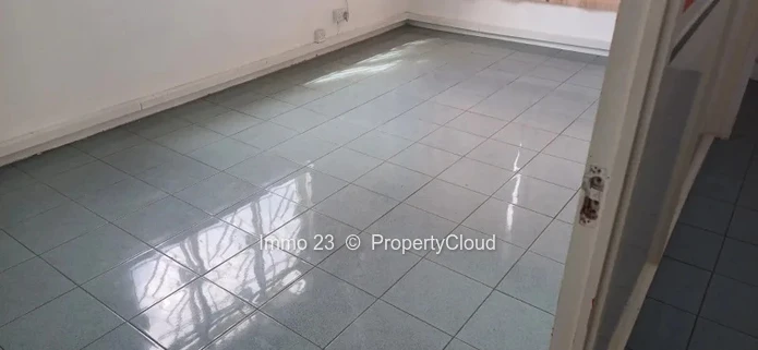 Office - 200m2 - Quatre Bornes - Ref. BU95567LO