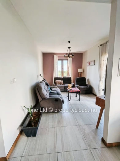 Apartment For Sale In Albion