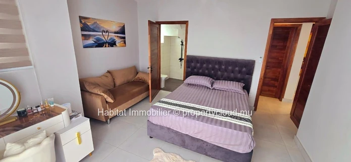 Charming house, furnished and equipped of 295 m², on a plot of 68 toises in Sodnac