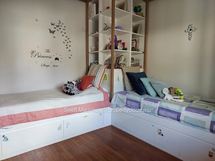 Appartement de 3 Chambres Avec Vue
