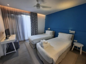 5 Bedroom Villa