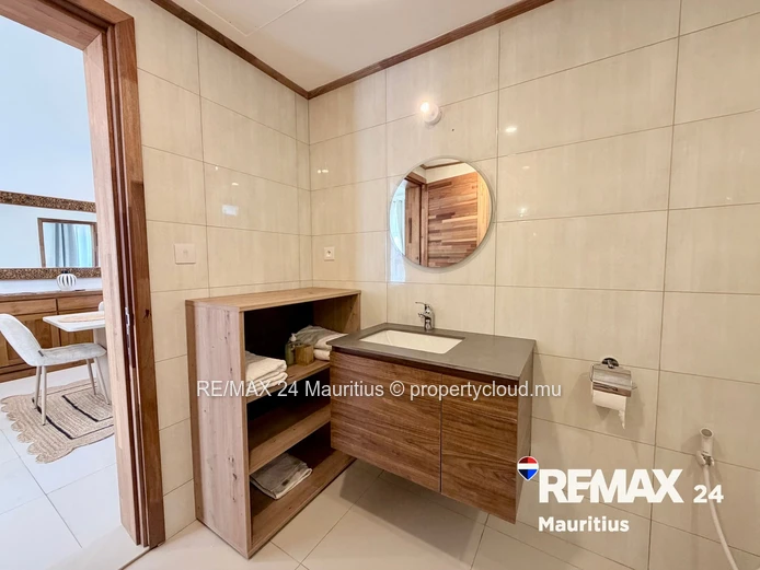 Bright New Apartment in Grand Baie