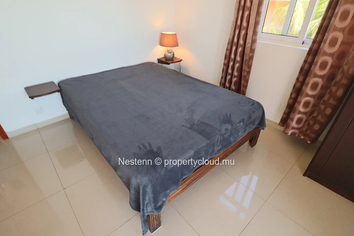 Domaine résidentiel avec 1 villa et 4 bungalows - Avec permis.