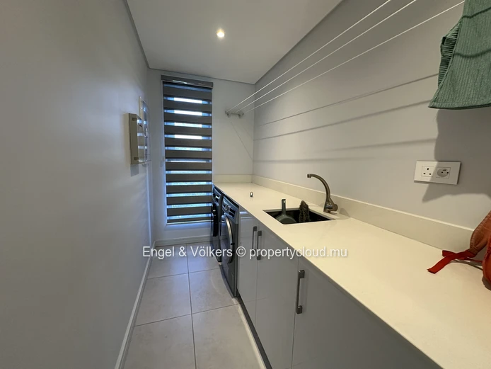 La Pointe Phase 3 – Elegant 3-Bedroom Apartment near Mont Choisy Beach