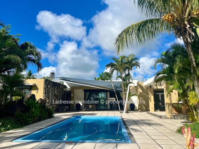 For Rent : Exceptional 4-bedroom property in a prime location of Foret Daruty.  