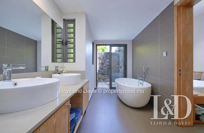 Villa contemporaine à La Salette - Accessible aux étrangers