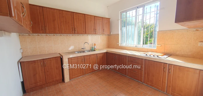 House for Sale – Heart of Vacoas 3 Bedrooms