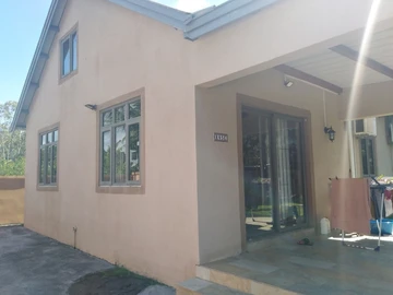 6 Bedroom House