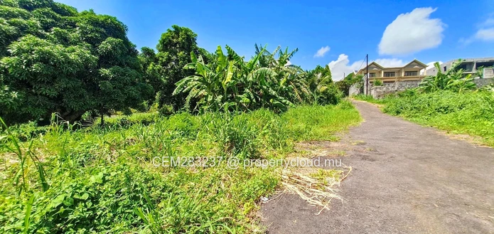 Land For Sale in Chantenay, Moka