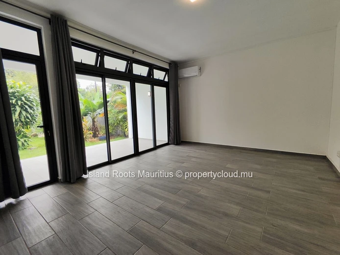 Appartement non meublé à louer à Grand Gaube.