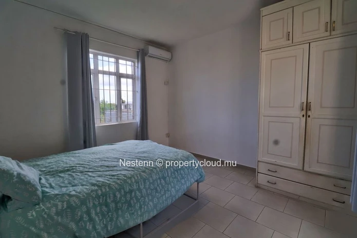 4-bedroom family home - 300 m².