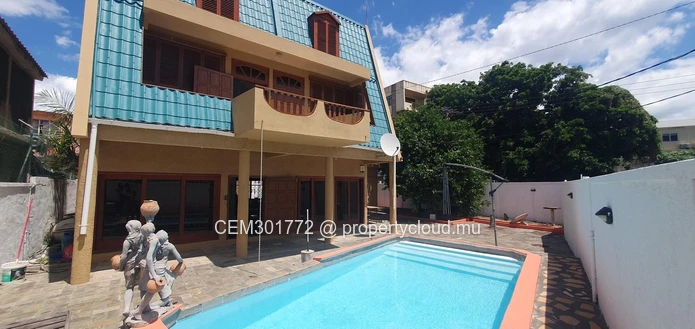 Villa for sale in Flic en Flac