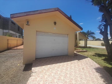4 Bedroom Villa