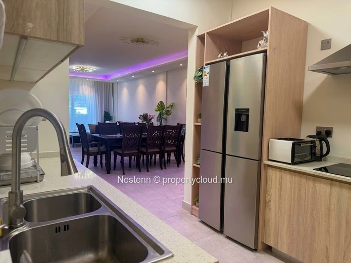 Spacious 3-Bedroom Apartment with Stunning Terrace Views