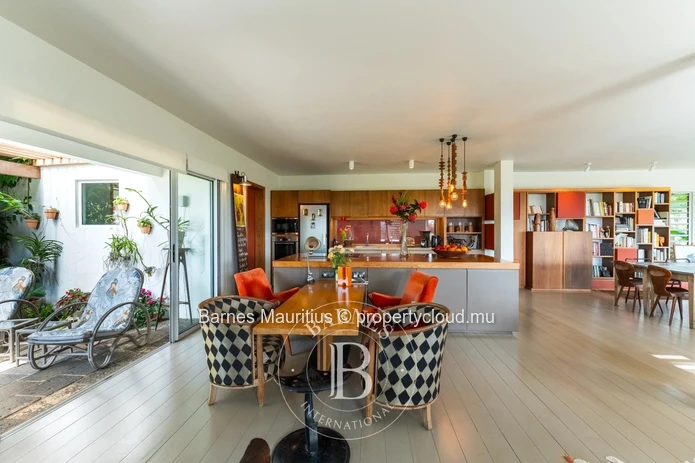 FLORÉAL - Maison contemporaine - 2 suites parentales