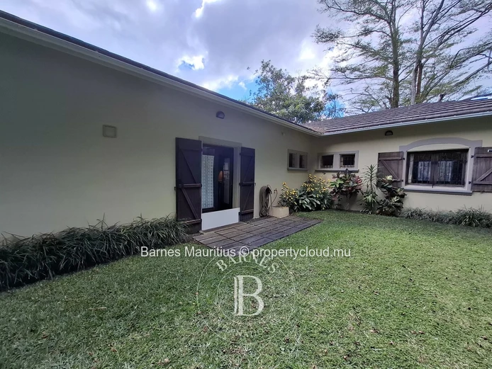 FLOREAL - Maison spacieuse et polyvalente - 440m²