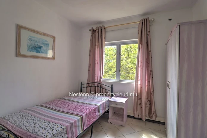 Well-Located 3-Bedroom apartment with parking 
