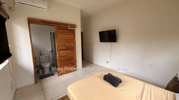 Appartement de 3 chambres en R+2 à vendre à Flic en Flac avec piscine0 Rs