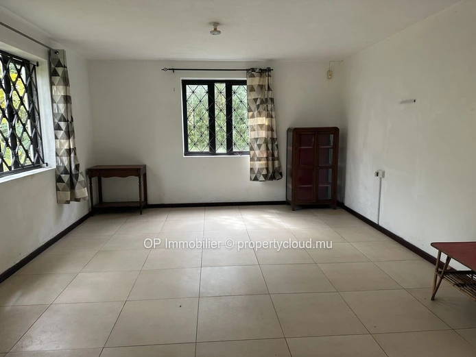 Maison de 3 chambres à vendre à Curepipe avec jardin