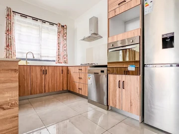 3 Bedroom Townhouse, Duplex