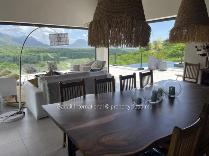 For Rent – Magnificent Luxury Villa in Domaine de Palmyre | Breathtaking Le Morne Views, West Coast of Mauritius