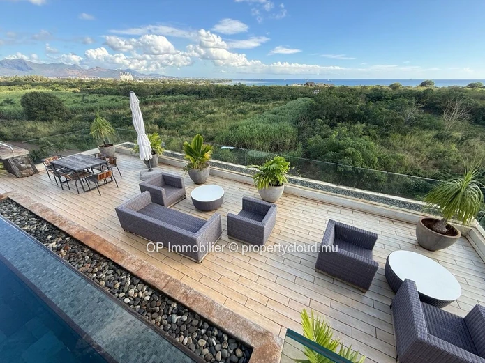 3-Bedroom Apartment for Sale in Balaclava with Pool Access