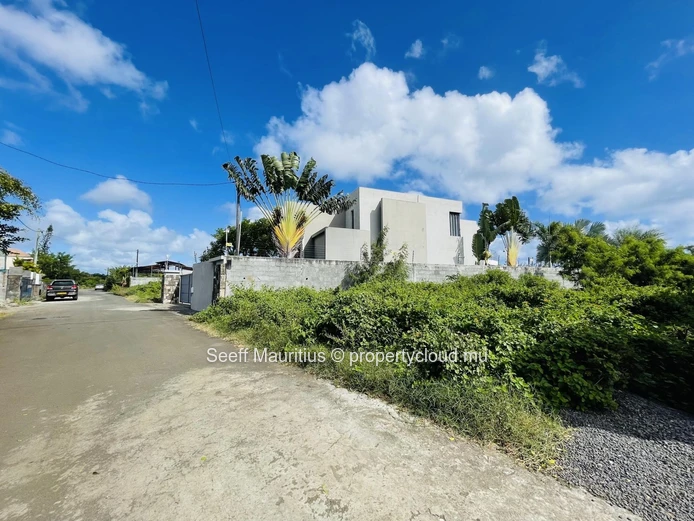 Residential Plot – Sought-After Northern Location