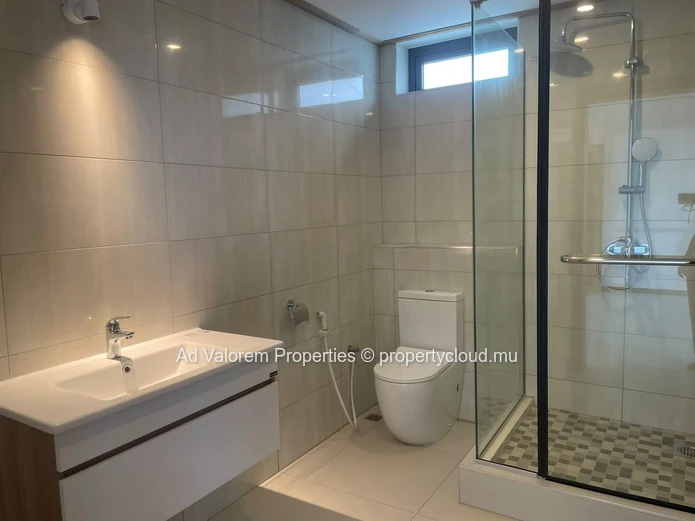À vendre – Penthouse lumineux avec vue panoramique à Grand Baie !